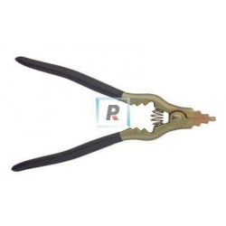 Pliers for chains